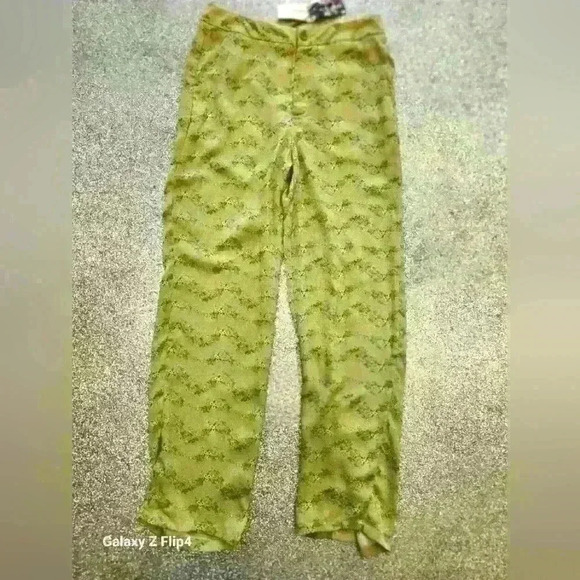 Cider  satin high waisted pasliey pant - Picture 1 of 7